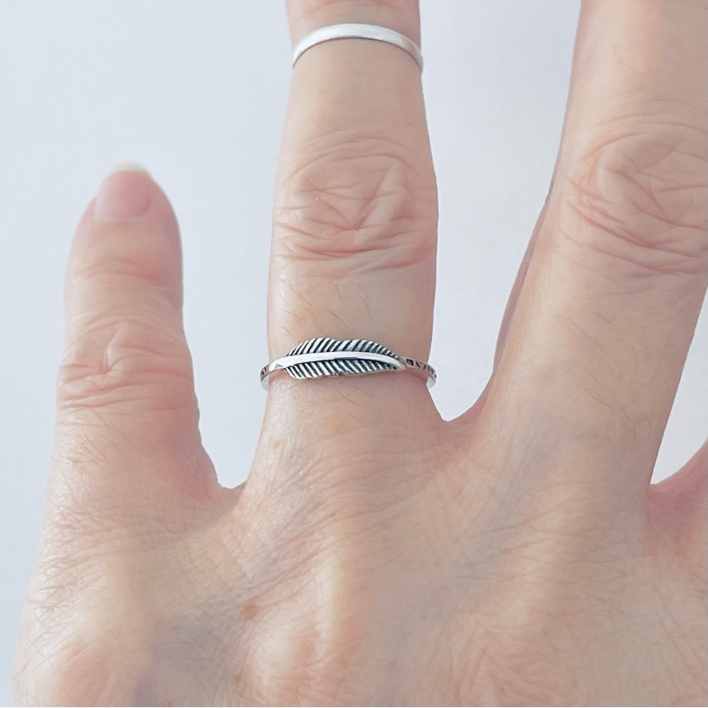 ❤️TOP SELLER❤️Sterling Silver Little Bird Feather Ring, Angels Wing Rings, Birds - Picture 8 of 14